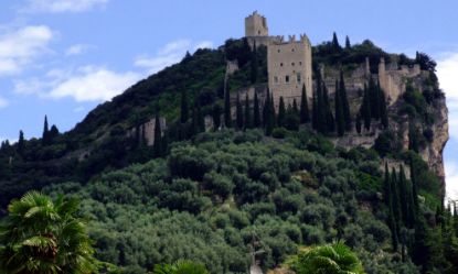Immagine di Committenza artistica nobiliare in Trentino	lunedì	15.00-16.30	I PERIODO prof. Pietro Marsilli